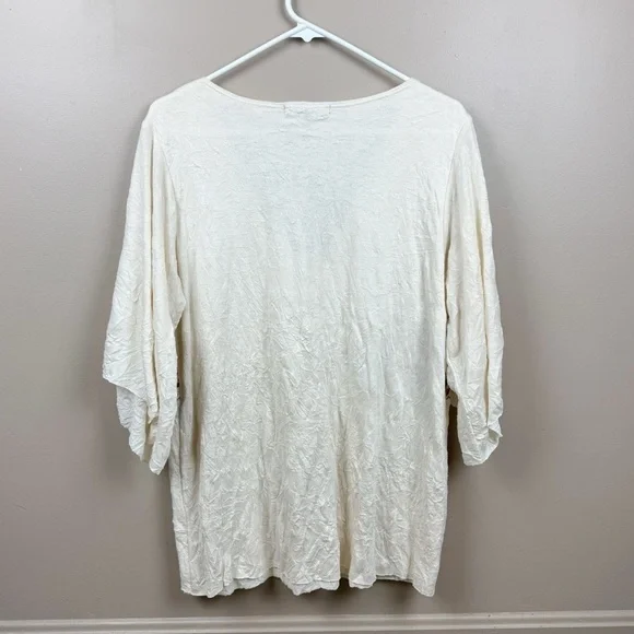 Karen Kane Cream V Neck Floral Crinkle Flare Sleeve Top Size 2X - Picture 2 of 10